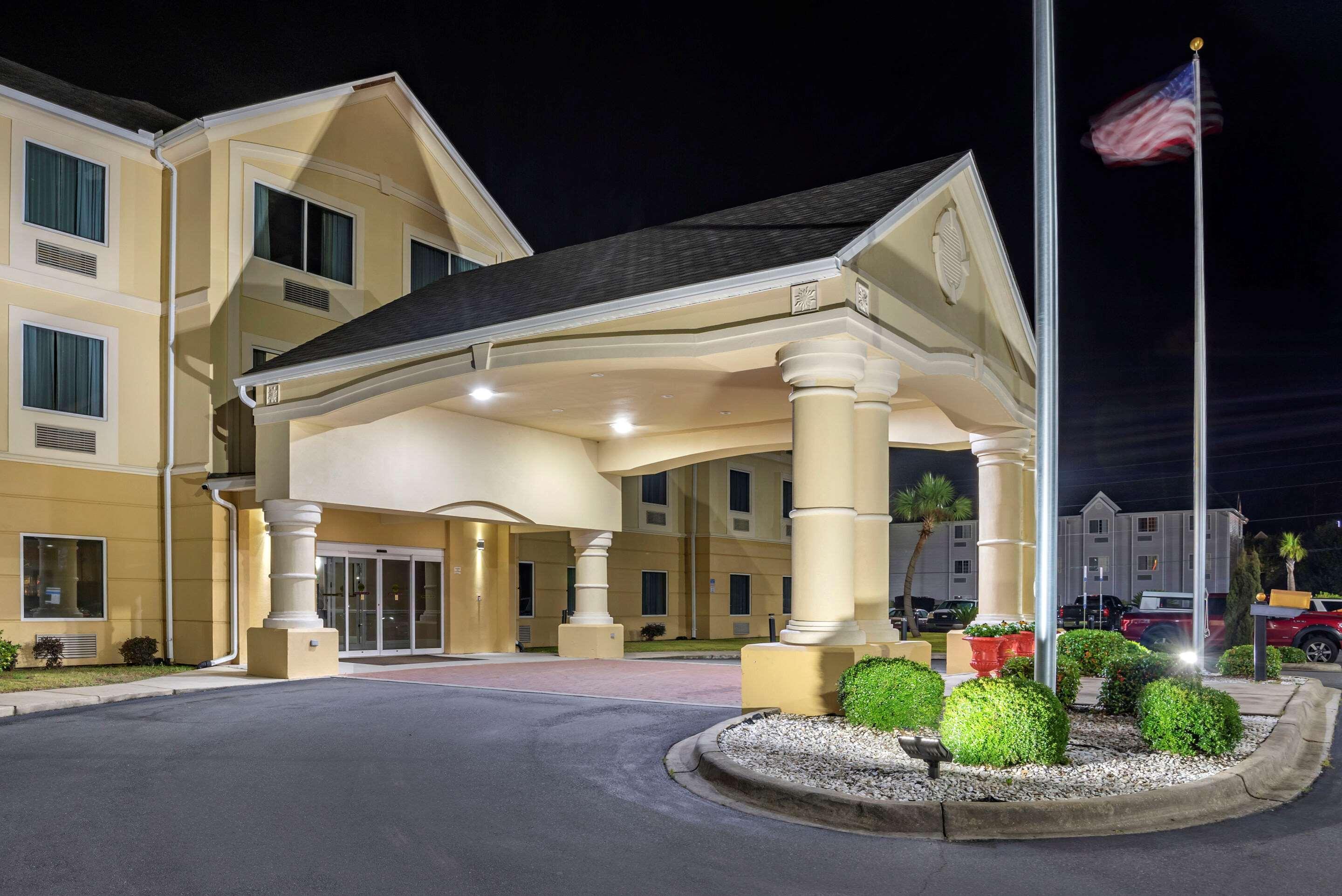 Comfort Inn & Suites Marianna I-10 Ngoại thất bức ảnh